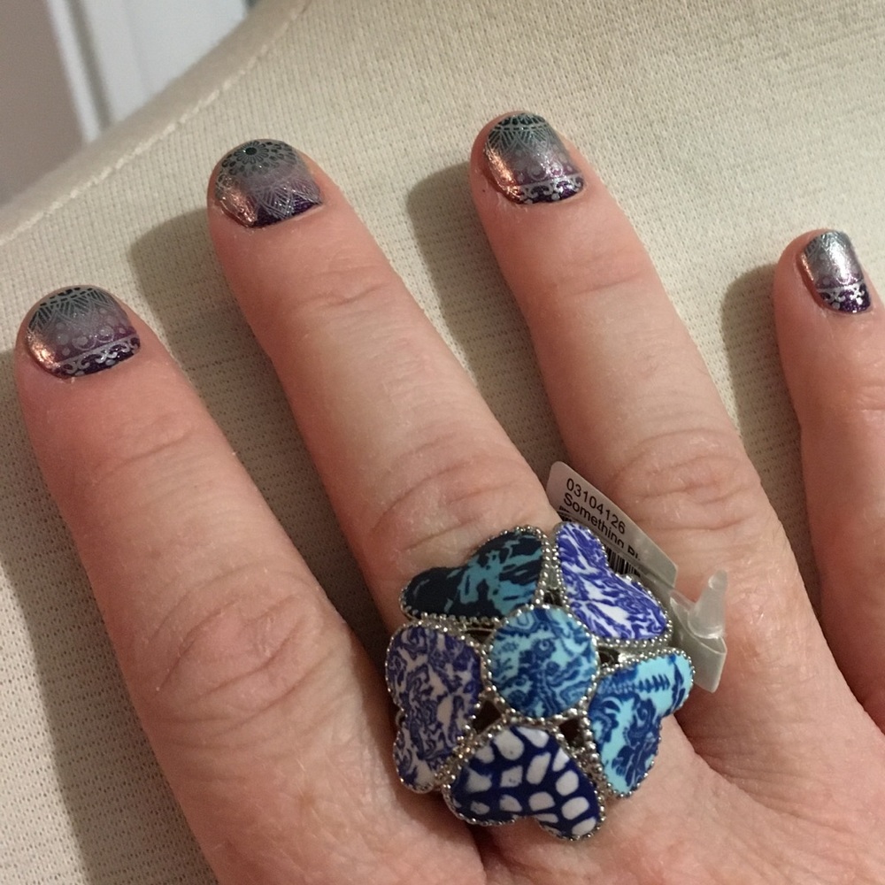 Viva Beads Ring - Picture 1 of 6